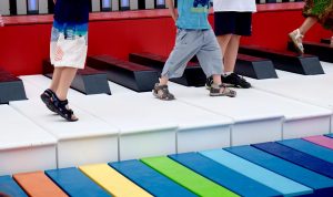 Stuk  puk wysoko i nisko